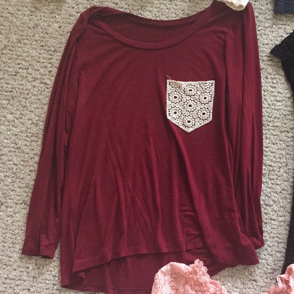 Tops/ Blouses - Picture 3 of 5